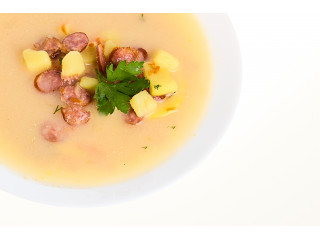 Сливочный суп с охотничьими колбасками